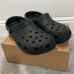 Crocs classic clog -black unisex men’s size 10 women’s size 12